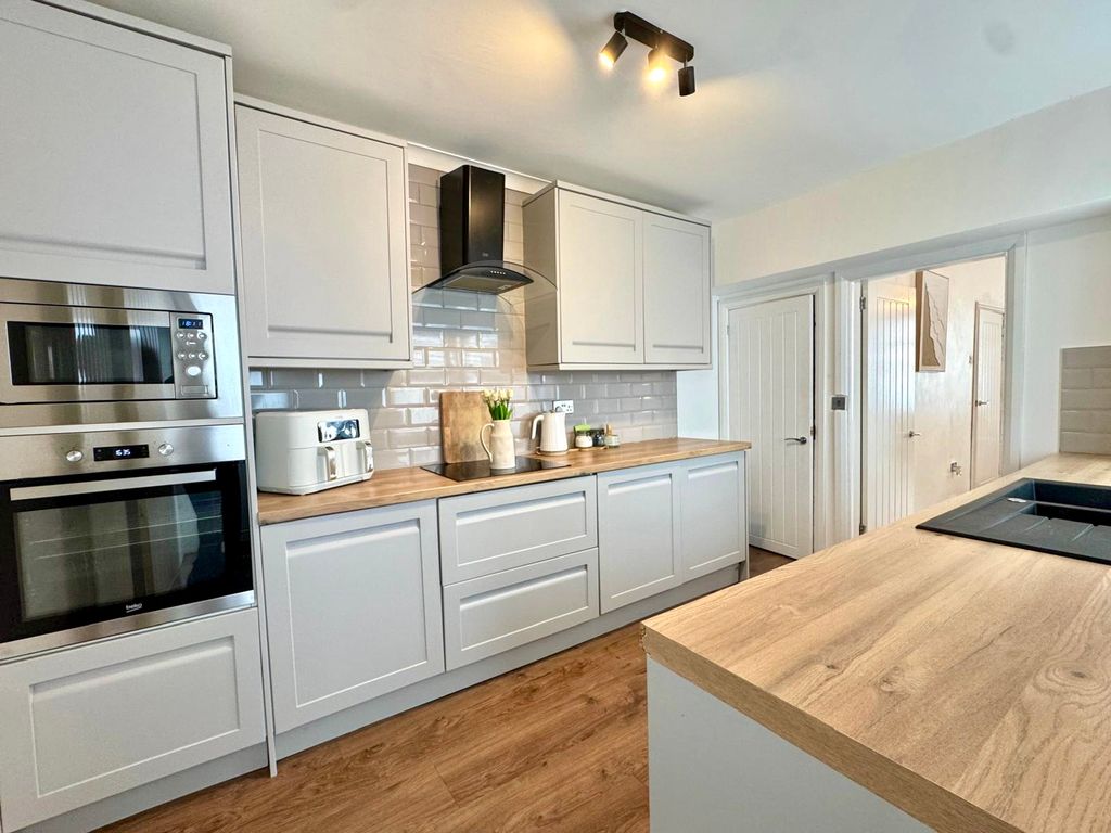 Property photo 3 of 15 Img_6060.Jpeg