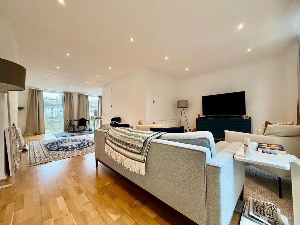 Property photo 2 of 19 Whatsapp Image 2026-03-24 At 17.34.07 (3).Jpeg