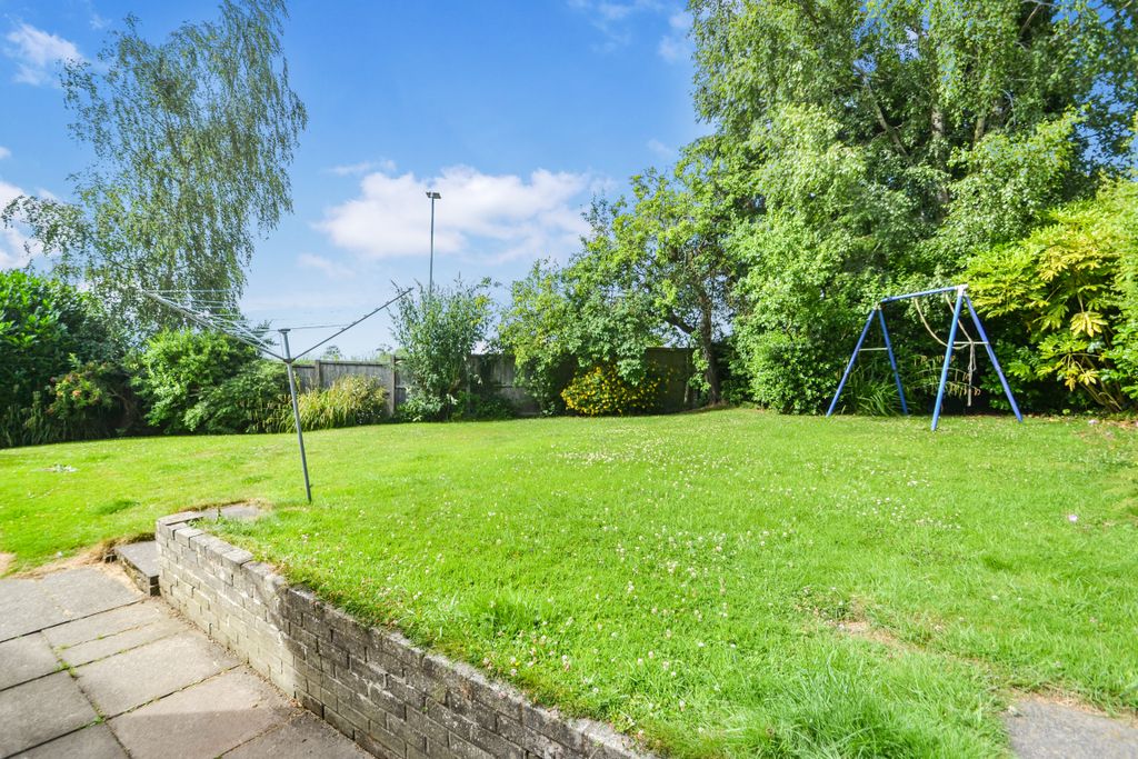 Property photo 2 of 24 Rear Garden