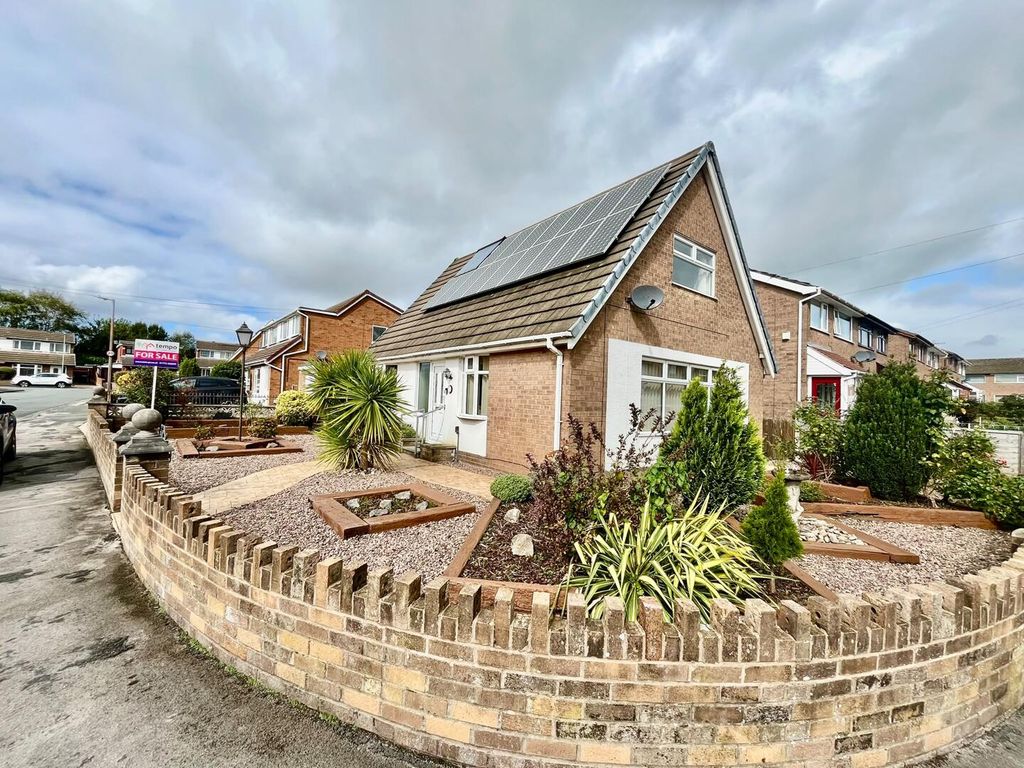 Property photo 2 of 18