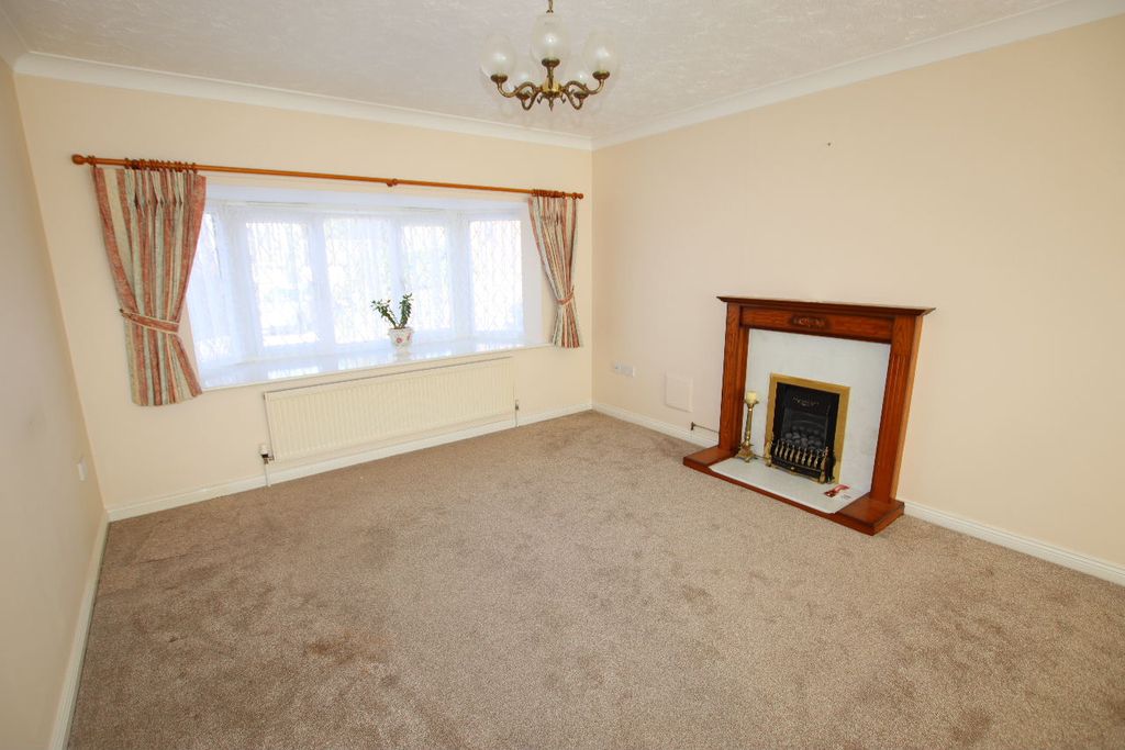 Property photo 2 of 15 Gallery