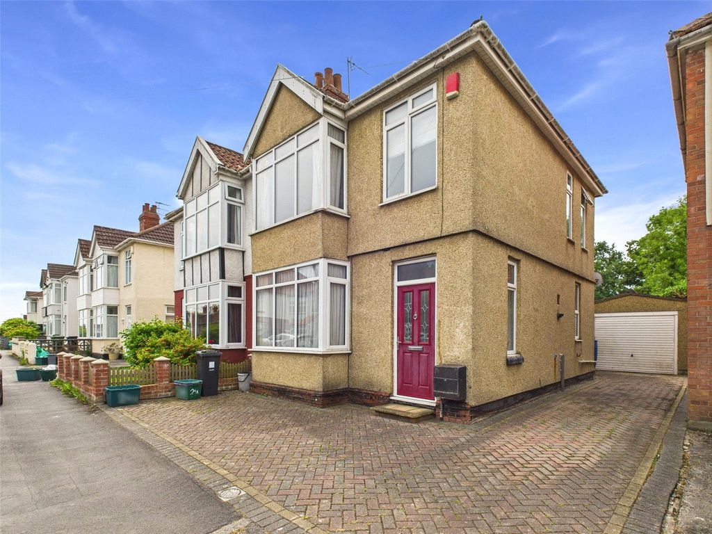 Property photo 1 of 20 Picture No. 44