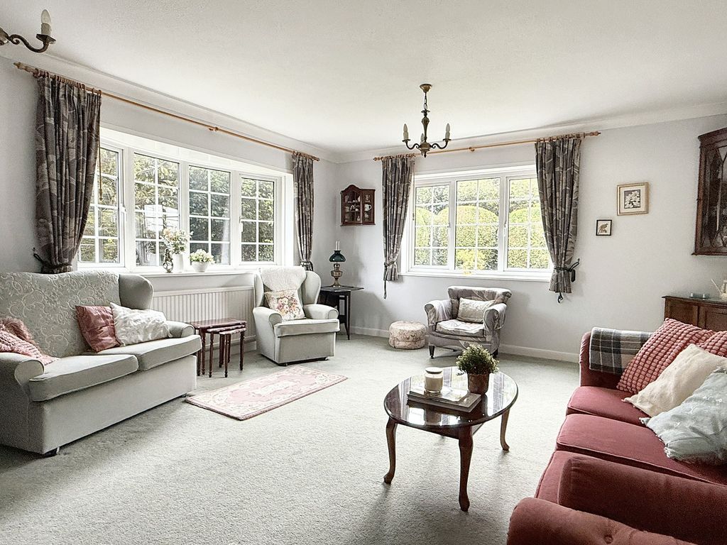 Property photo 3 of 16