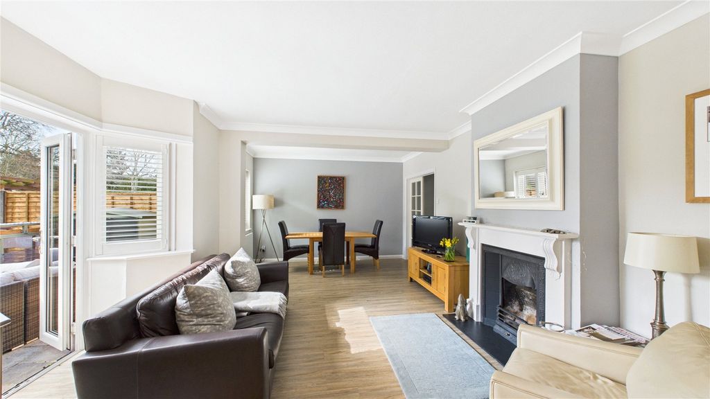 Property photo 3 of 24 Picture 3