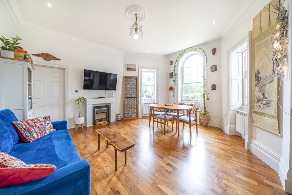 Property photo 1 of 6 1142060 (3)