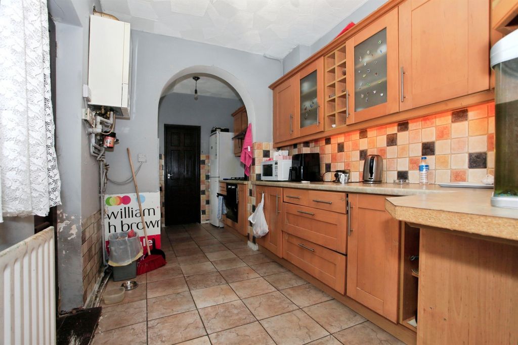 Property photo 2 of 17