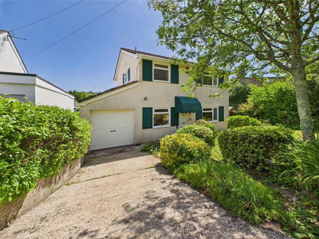 Property photo 1 of 30