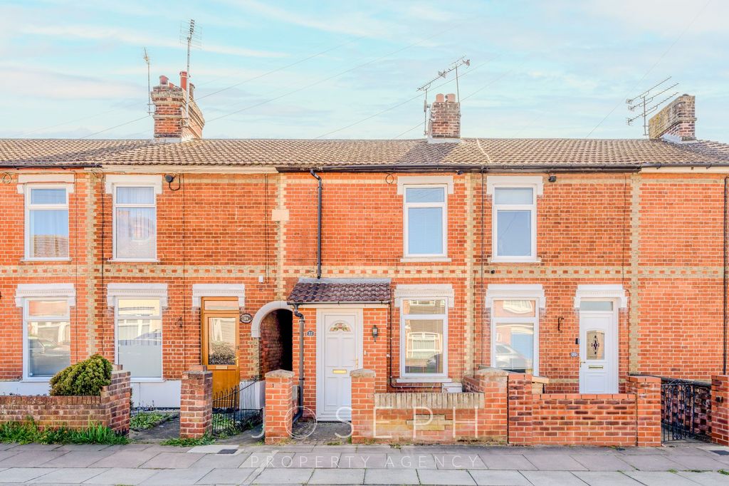 Property photo 1 of 16