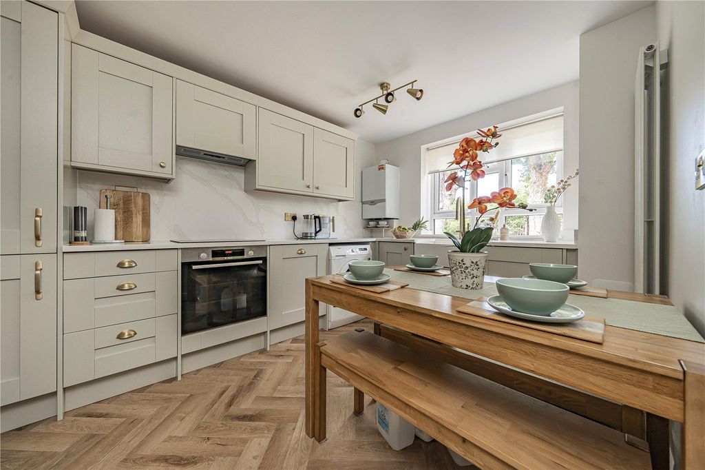 Property photo 1 of 12 Picture No. 02
