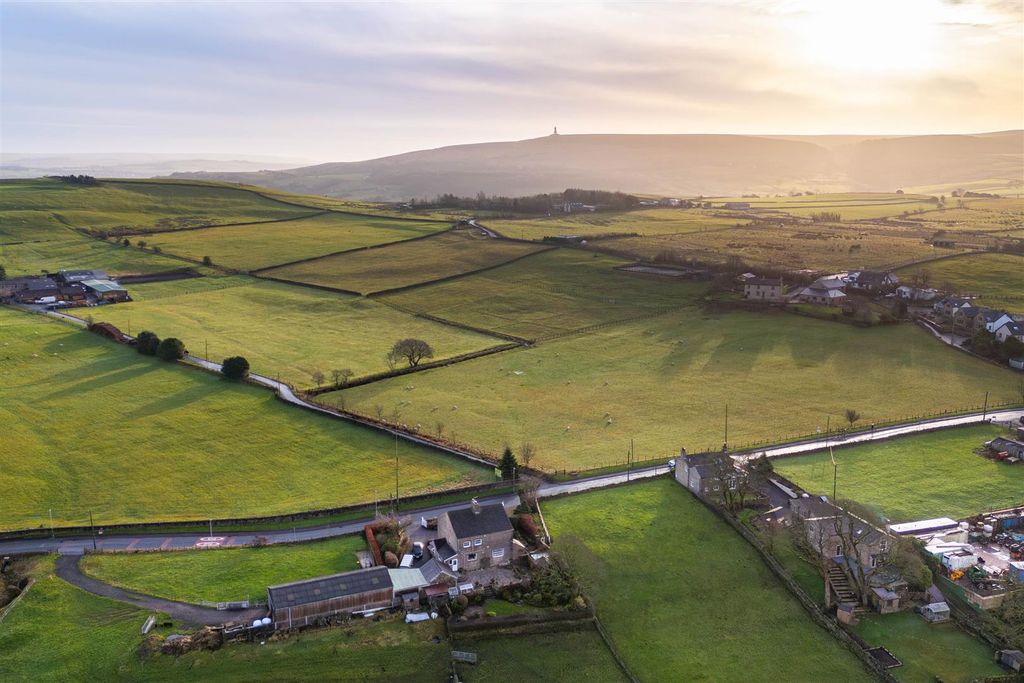 Property photo 1 of 45 Aerial View - Surroundings