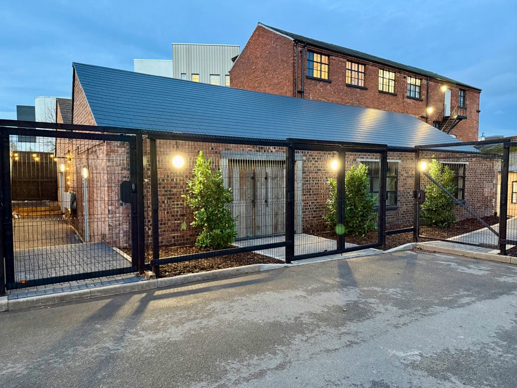 Property photo 1 of 13 Photo 05112025 16 48 47.Jpg