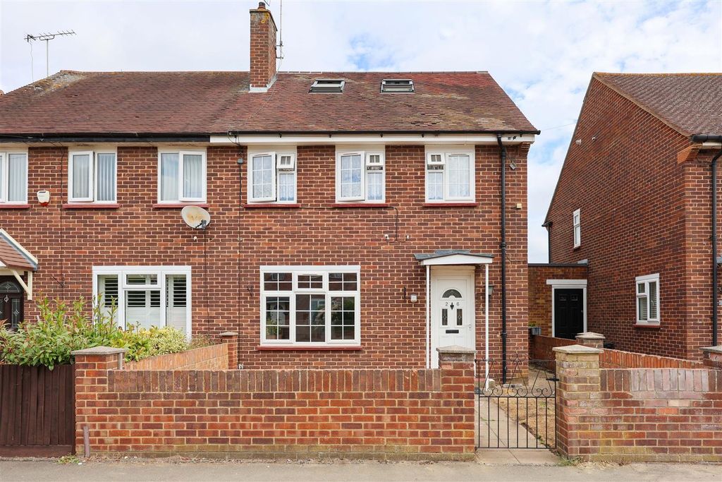 Property photo 1 of 19 External