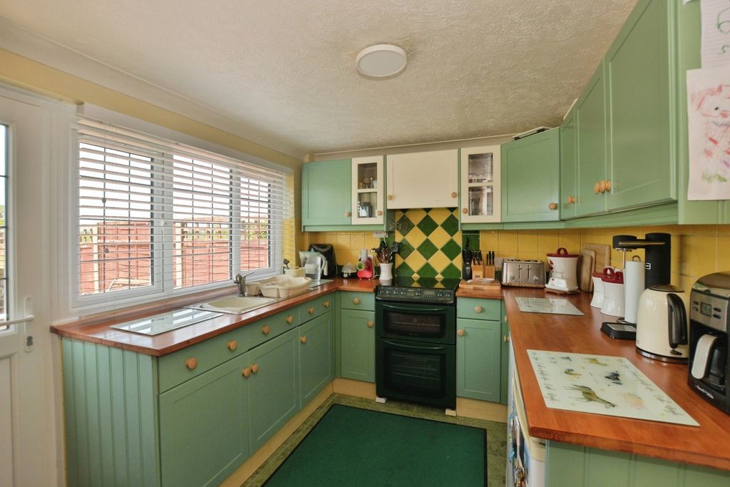 Property photo 3 of 20 Pbox-Img.Jpg