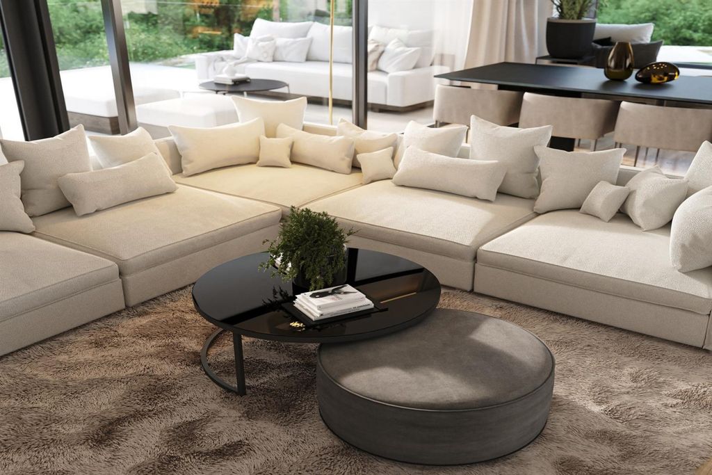 Property photo 3 of 19