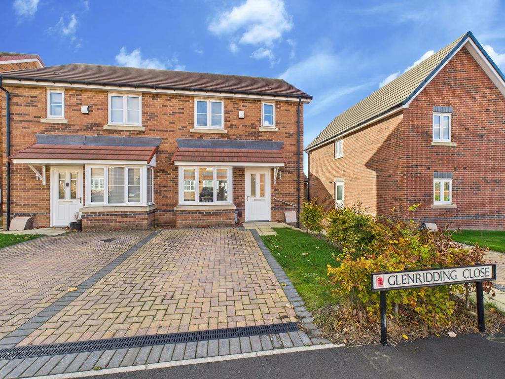 Property photo 1 of 12 External