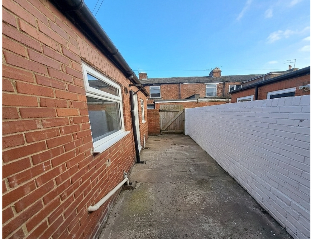 Property photo 2 of 13