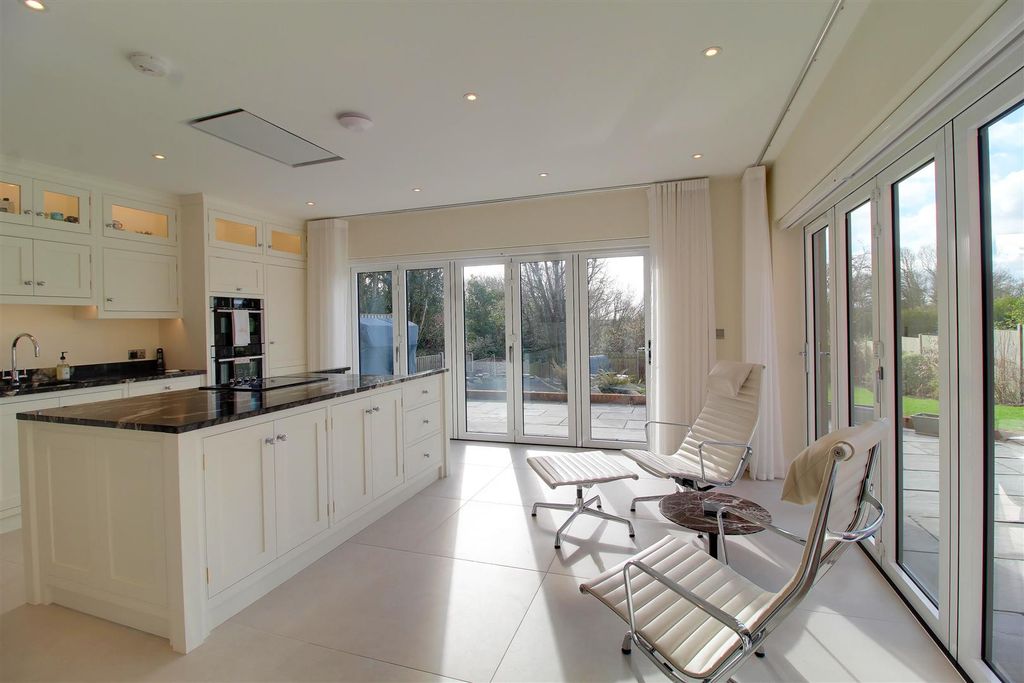 Property photo 2 of 45 Img_2473-Img_2475.Jpg