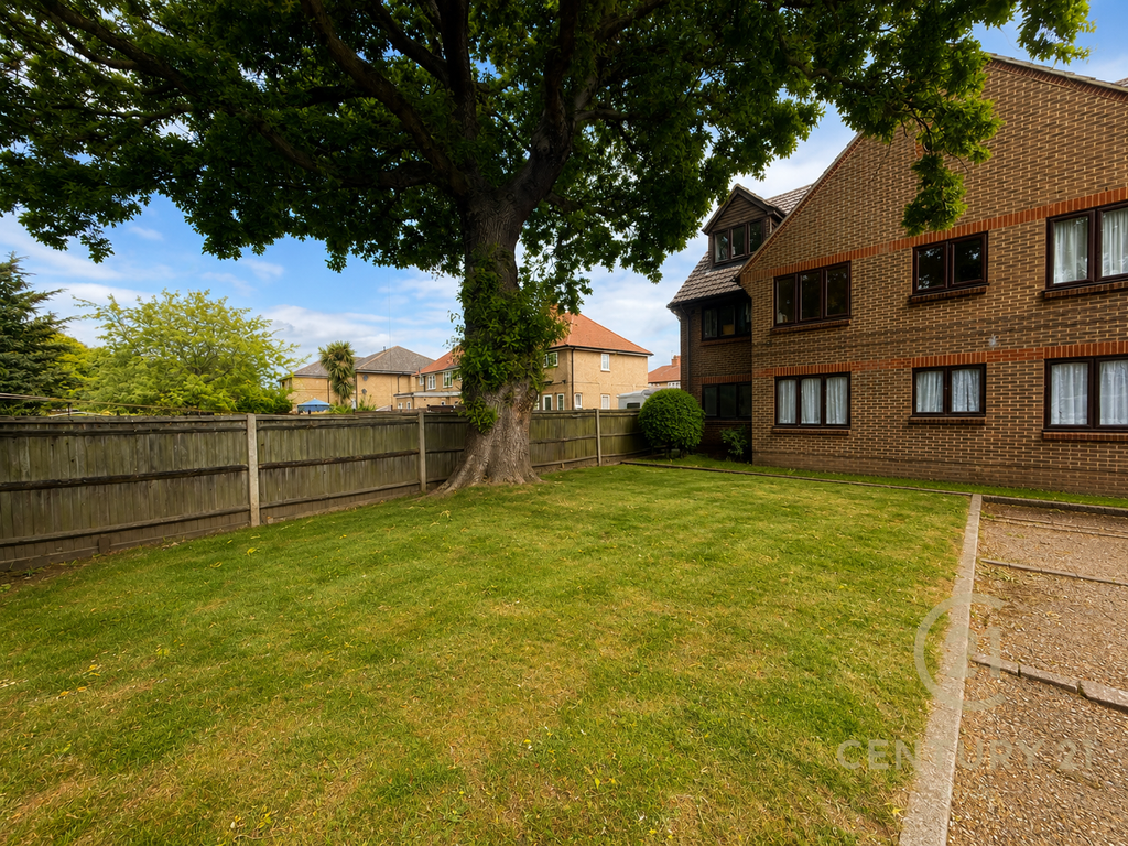 Property photo 2 of 10