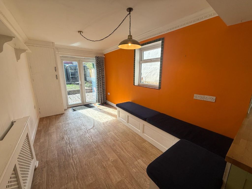 Property photo 3 of 18 Img_9509.Jpg