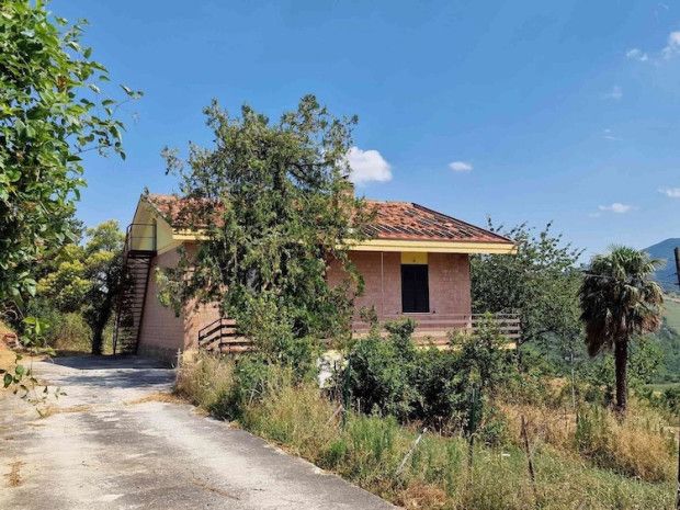 Property photo 1 of 20