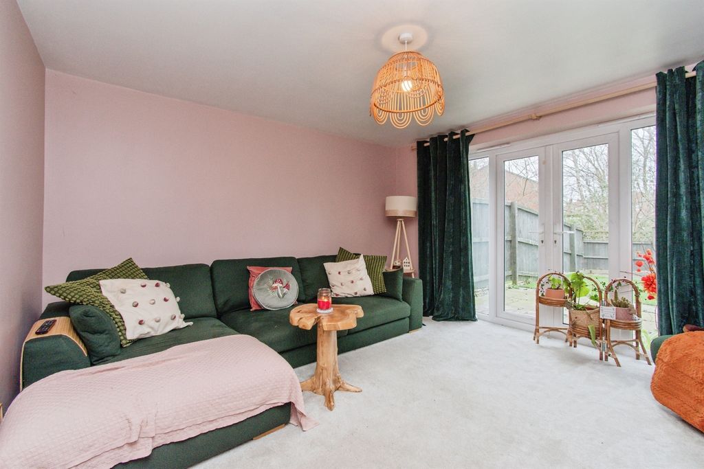 Property photo 3 of 17