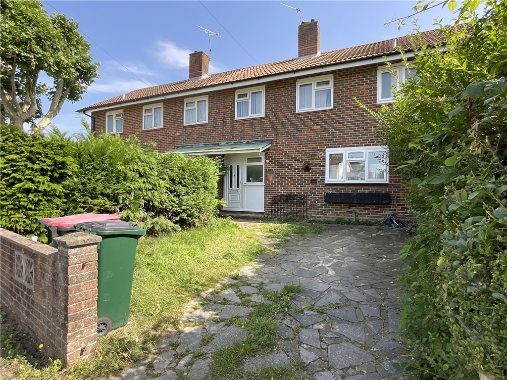 Property photo 3 of 12 Front