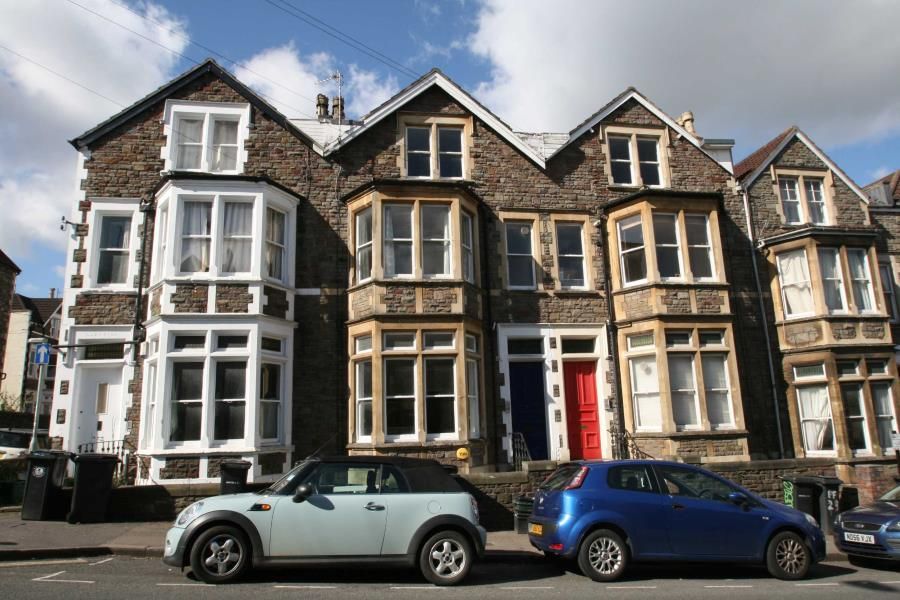 Property photo 1 of 5