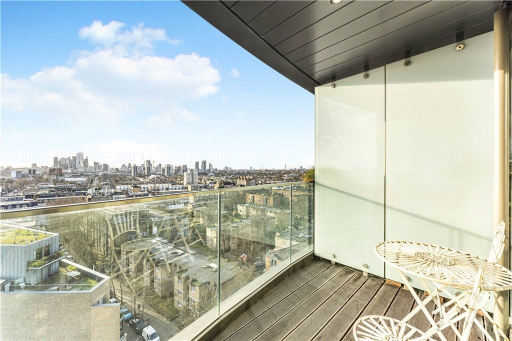 Property photo 1 of 15 Balcony