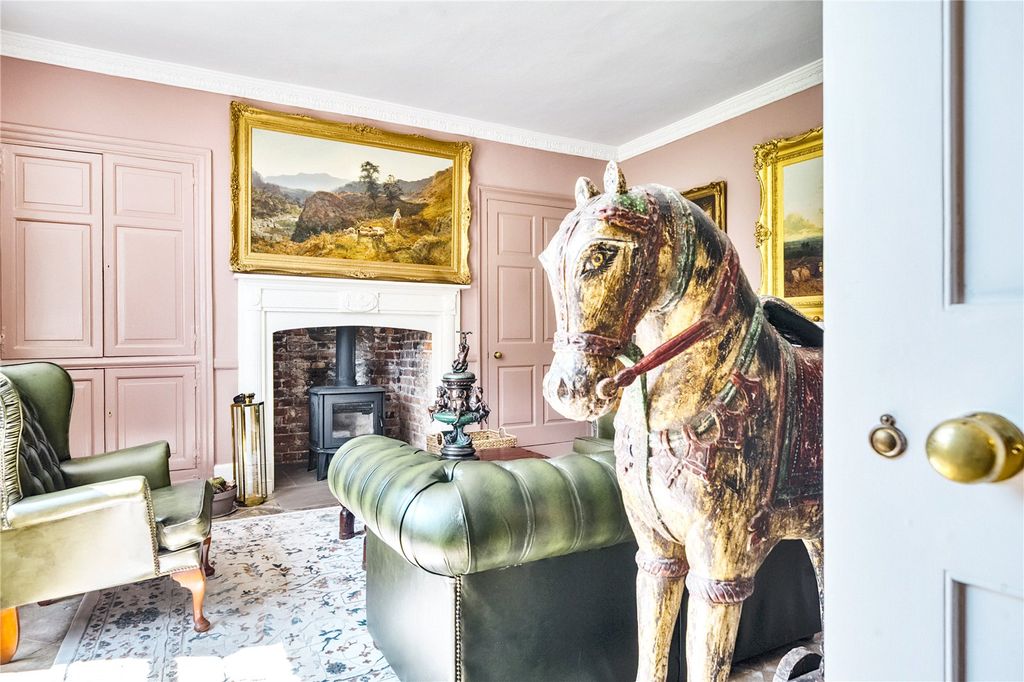 Property photo 3 of 31 Drawing Room