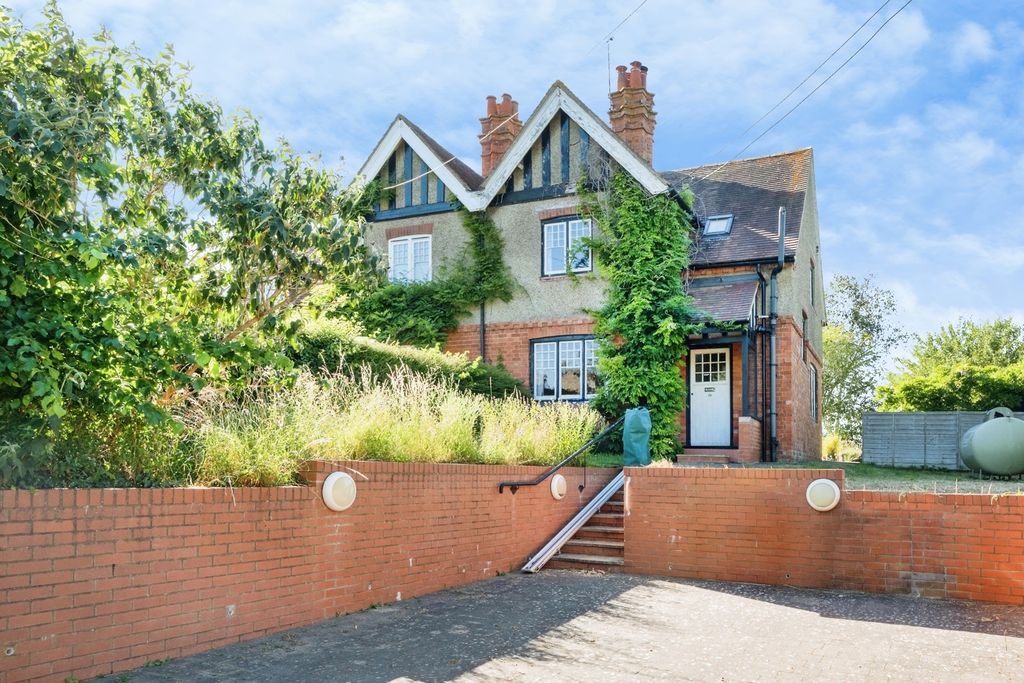 Property photo 1 of 20 Pbox-Img.Jpg