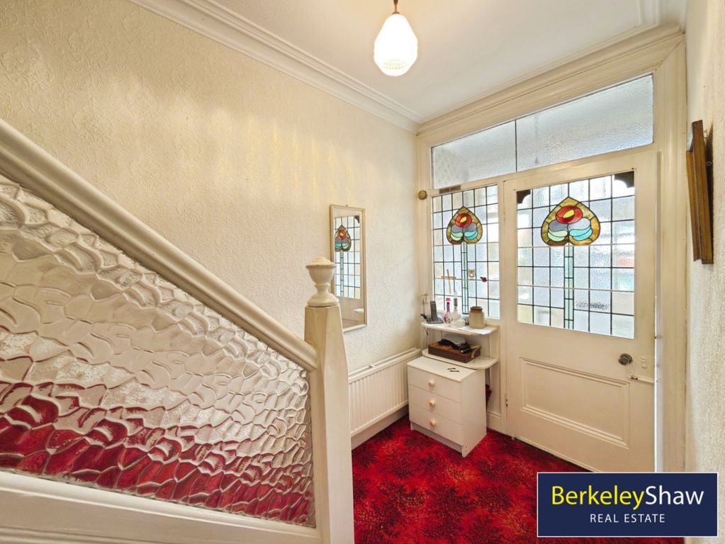 Property photo 2 of 15 Hall