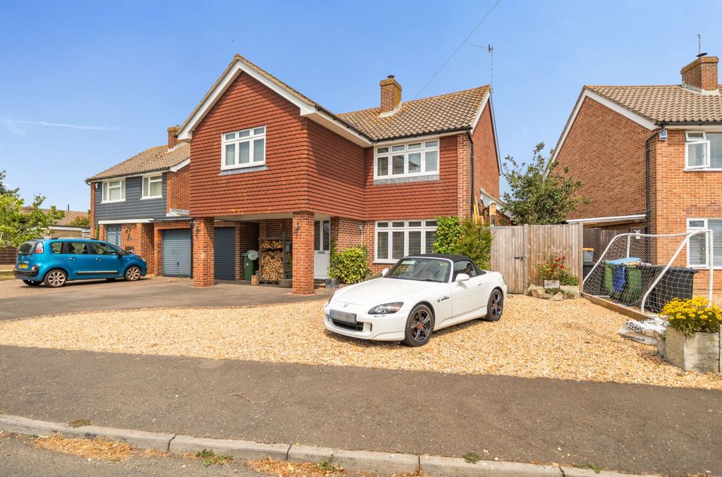 Property photo 1 of 33