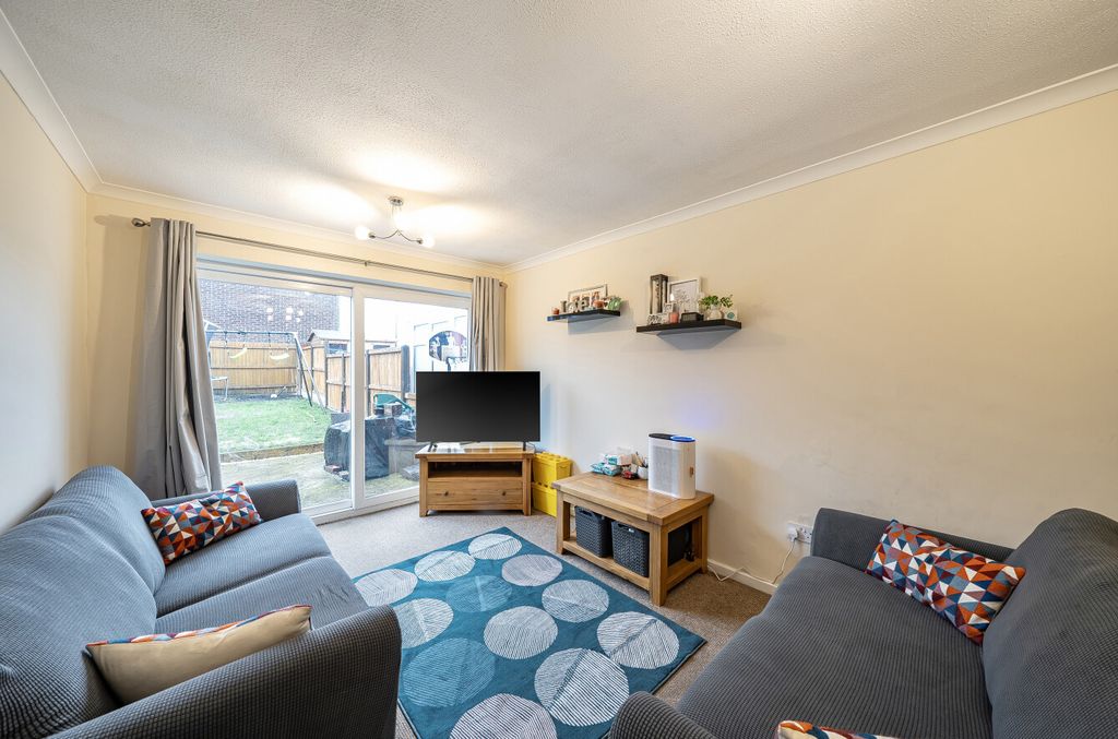 Property photo 3 of 15 1406695-6-6982010...