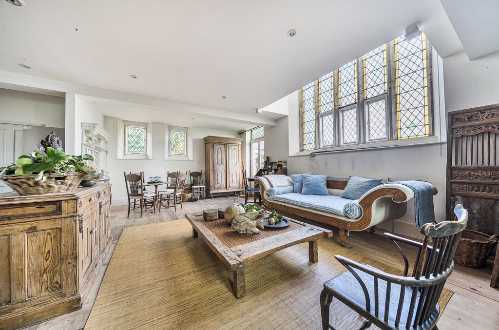 Property photo 2 of 21 1357933-9-68d40Df...