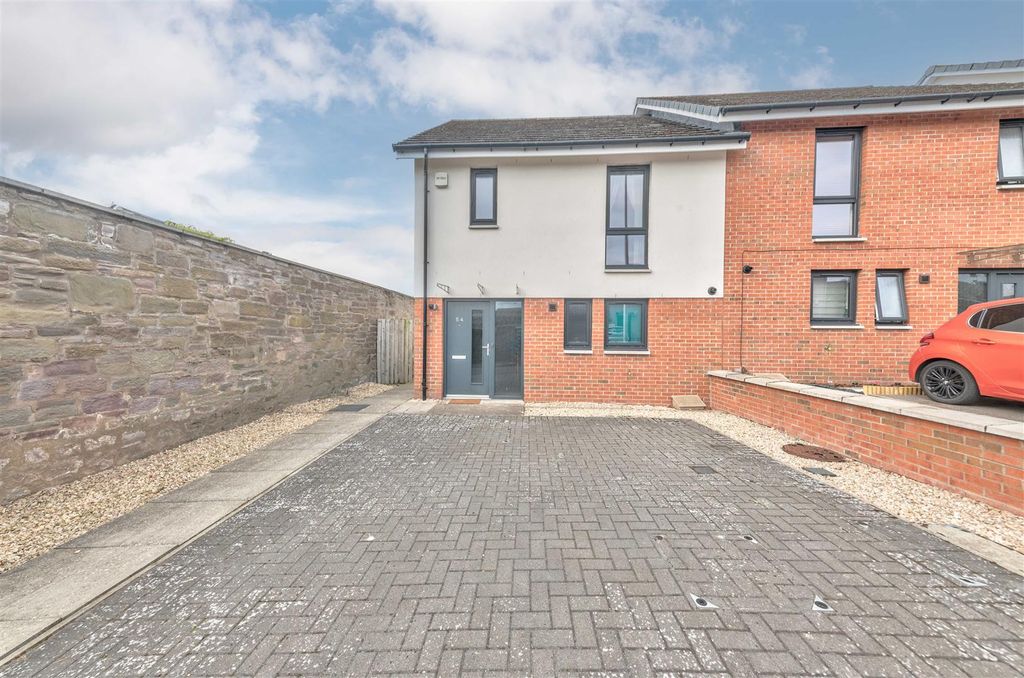 Property photo 1 of 22 64 Cotton Road Dundee-18.Jpg