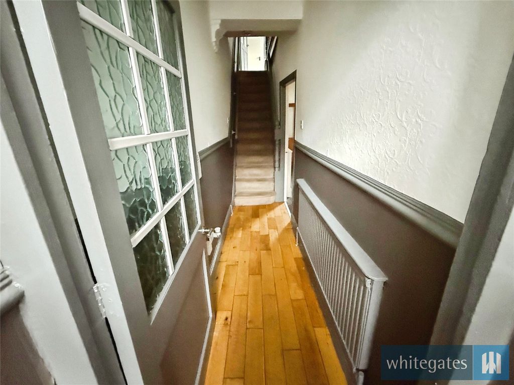 Property photo 3 of 19 Picture No. 14