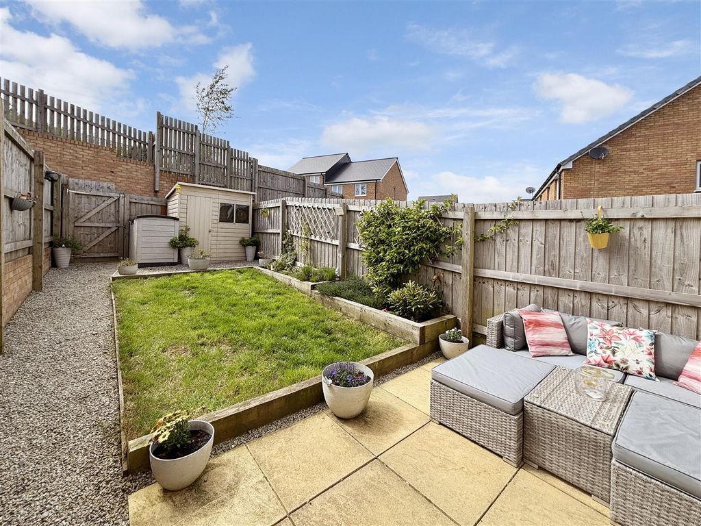 Property photo 2 of 16