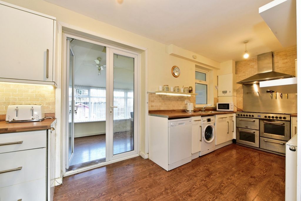 Property photo 2 of 19 Pbox-Img.Jpg