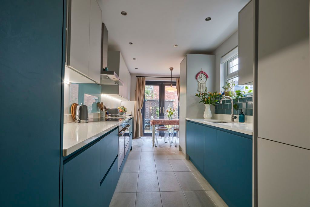 Property photo 3 of 19 Kitchen Breakfast Room