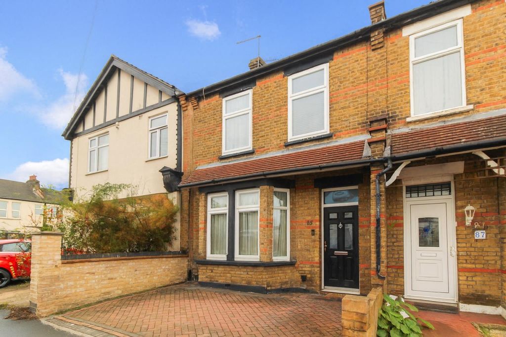 Property photo 1 of 11 Front