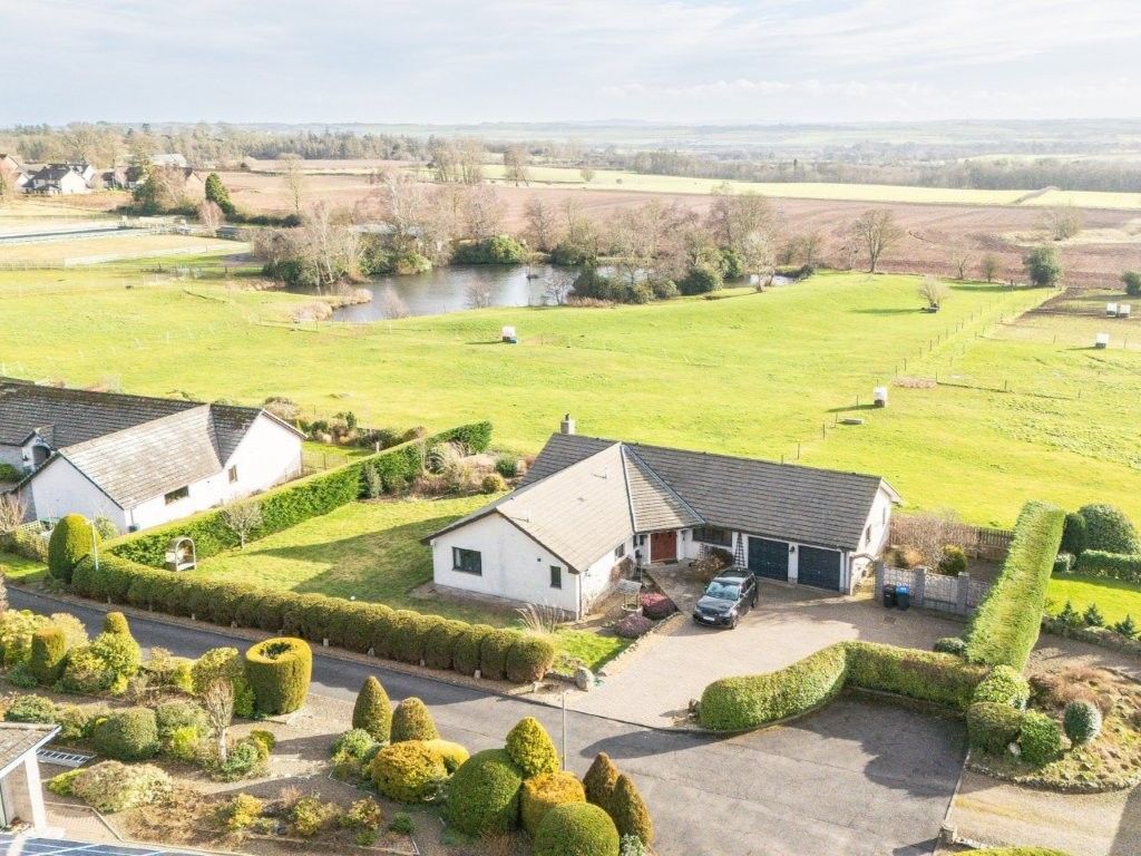 Property photo 1 of 48