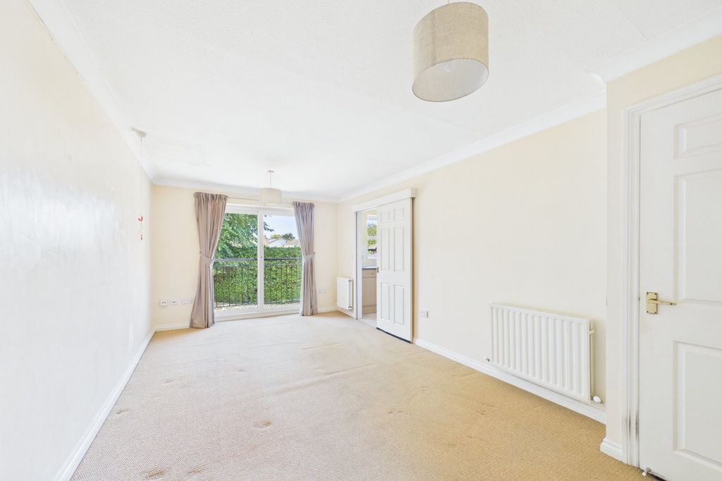Property photo 3 of 7 Picture No. 11