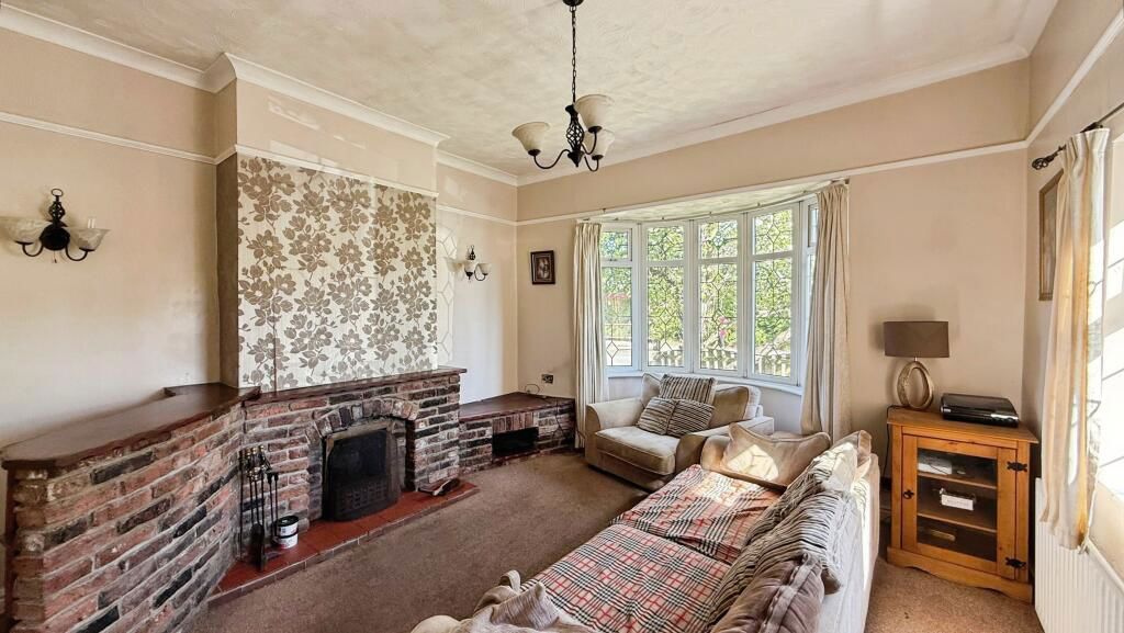 Property photo 3 of 13