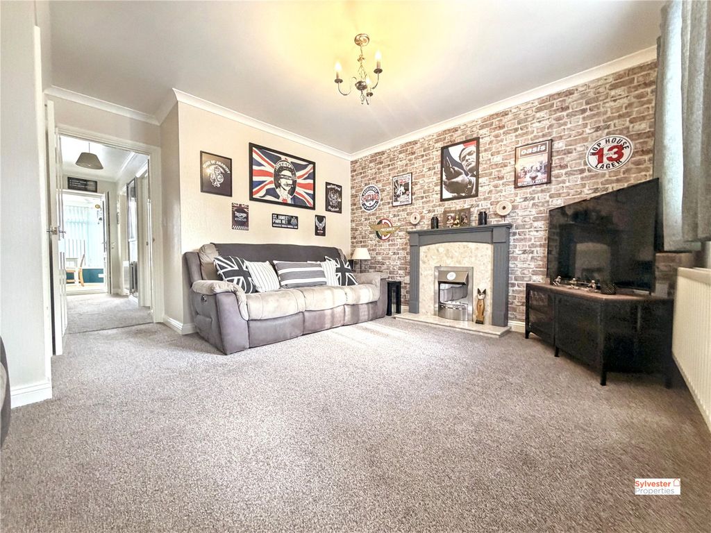 Property photo 2 of 24 Picture No. 03