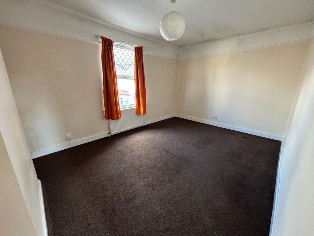 Property photo 3 of 18 Img_2571.Jpeg