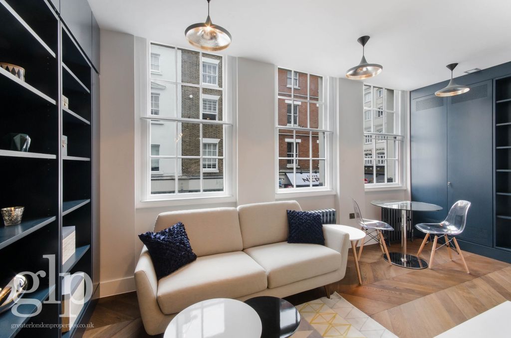 Property photo 1 of 13 987502