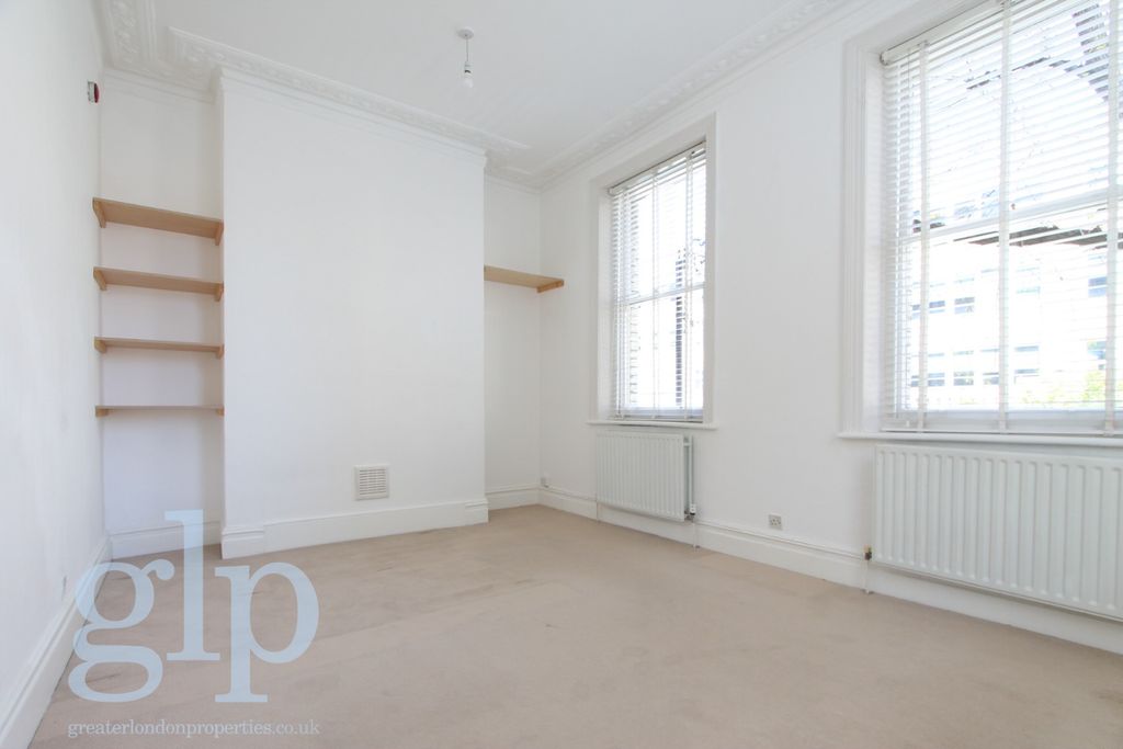 Property photo 1 of 8 4012791