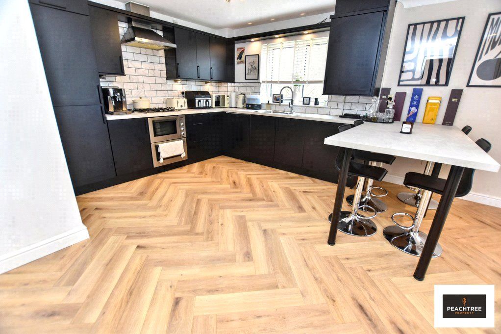 Property photo 3 of 34 Picture No. 22