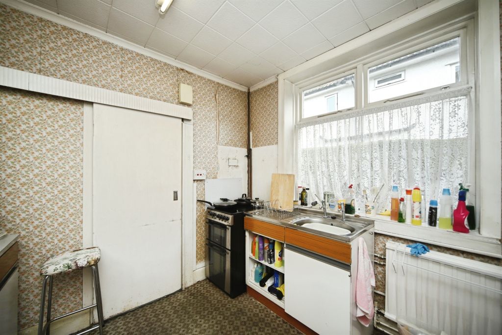 Property photo 2 of 20