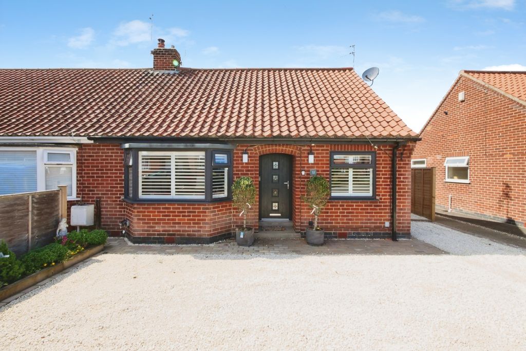 Property photo 1 of 20 Pnmb0523